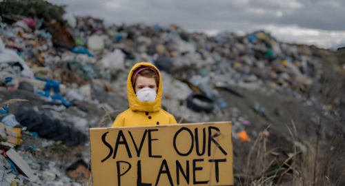 Tubi in Plastica e Ambiente: Il Potere del Riciclo nella Lotta al Cambiamento Climatico